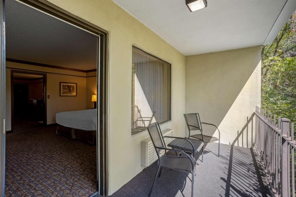 Best Western Inn of the Ozarks Image #16