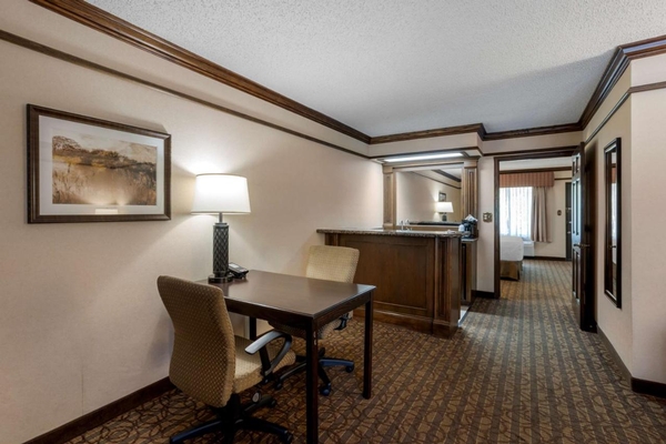 Best Western Inn of the Ozarks Image #23