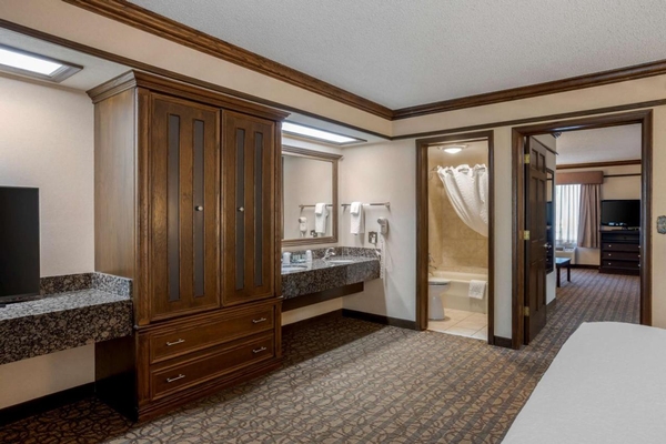 Best Western Inn of the Ozarks Image #25