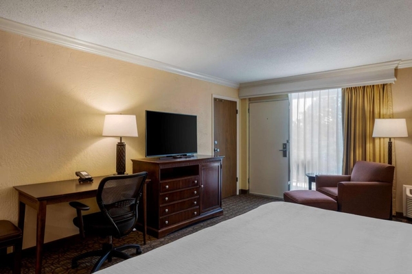 Best Western Inn of the Ozarks Image #26