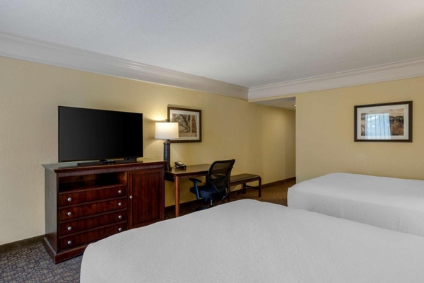 Best Western Inn of the Ozarks Image #28